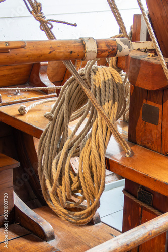 Cordages sur vieux gréement