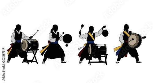 Obraz na płótnie Korean Traditional Percussionists Playing Samulnori Drums and Gongs