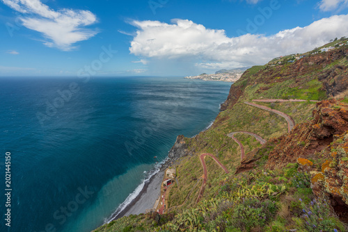 Aussicht von der Christus-Statue Cristo Rei auf Funchal, Madeira, Portugal