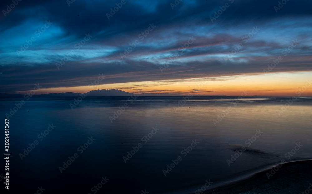 Fototapeta premium sunset over the sea