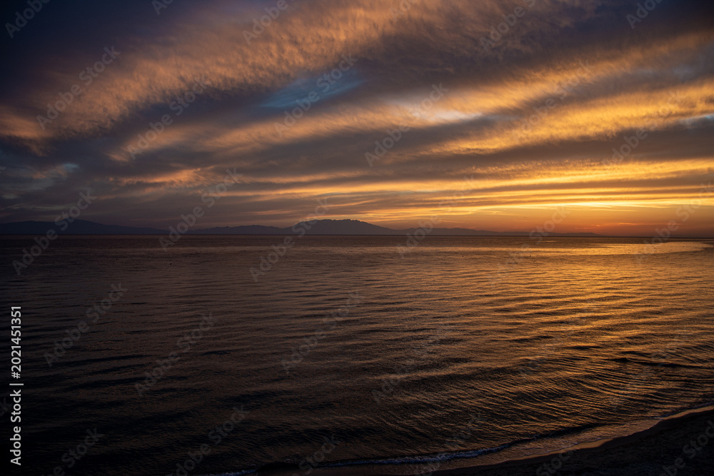 Obraz premium sunset over the sea