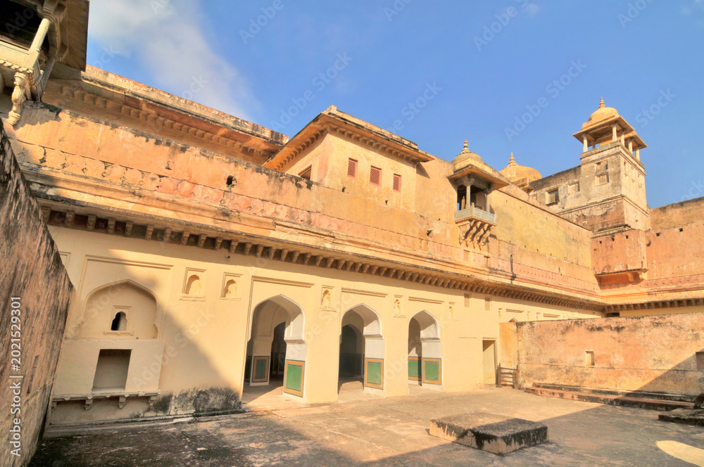 Fototapeta premium Amber Fort – a Rajput complex of defensive structures and palaces located in the town of Amber, India