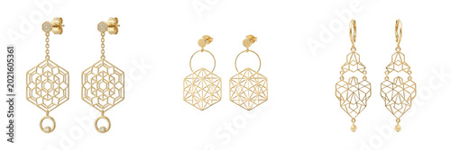 Cuadro en lienzo Set and collection of ornate gold filigree earrings pair isolated on white backg