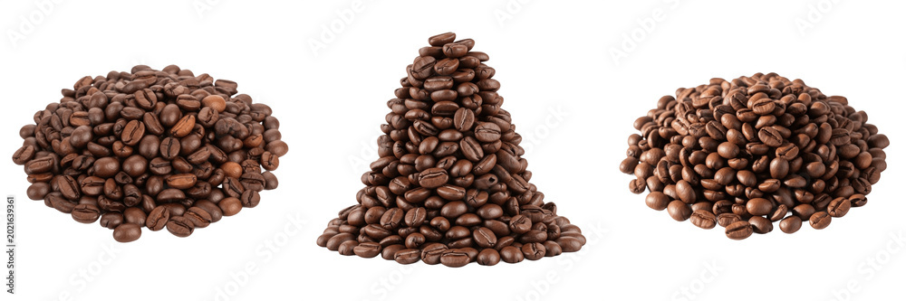 Naklejka premium Perfect Mountain Cone Pile of Roasted Dark Coffee Beans Aromatic Seed Heap Espresso Blend Barista Ingredient Bulk Quantity Asset Isolated on White Background
