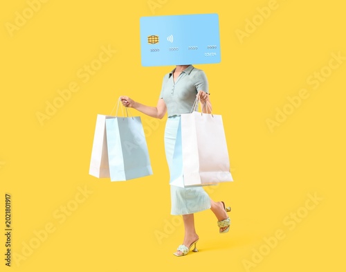 Going woman with credit car...
