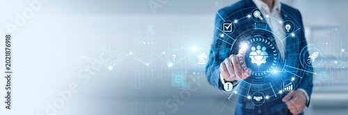 Foto Project manager pointing at Project Management and networking workflow planning