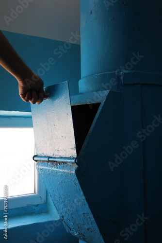 Fotografía A garbage chute in an old building