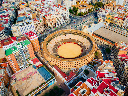 Cuadro en lienzo Plaza de Toros is a bullring in Valencia