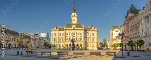 Obraz na płótnie Panoramic View of Novi Sad Town Hall and Liberty Square at Sunrise
