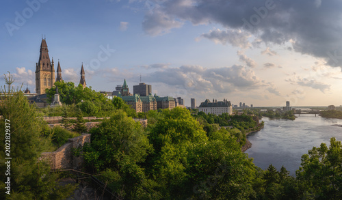 Photos Panoramic view of the Ottawa skyline with the Ottawa River and Parliament Hill -