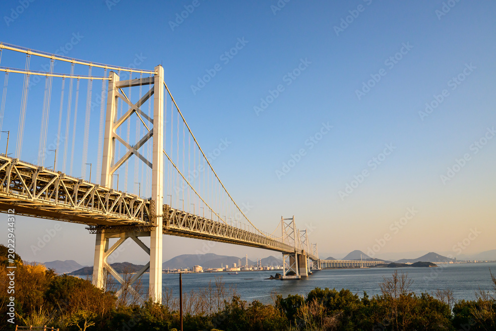 Fototapeta premium 夕日スポットの与島パーキングエリア
