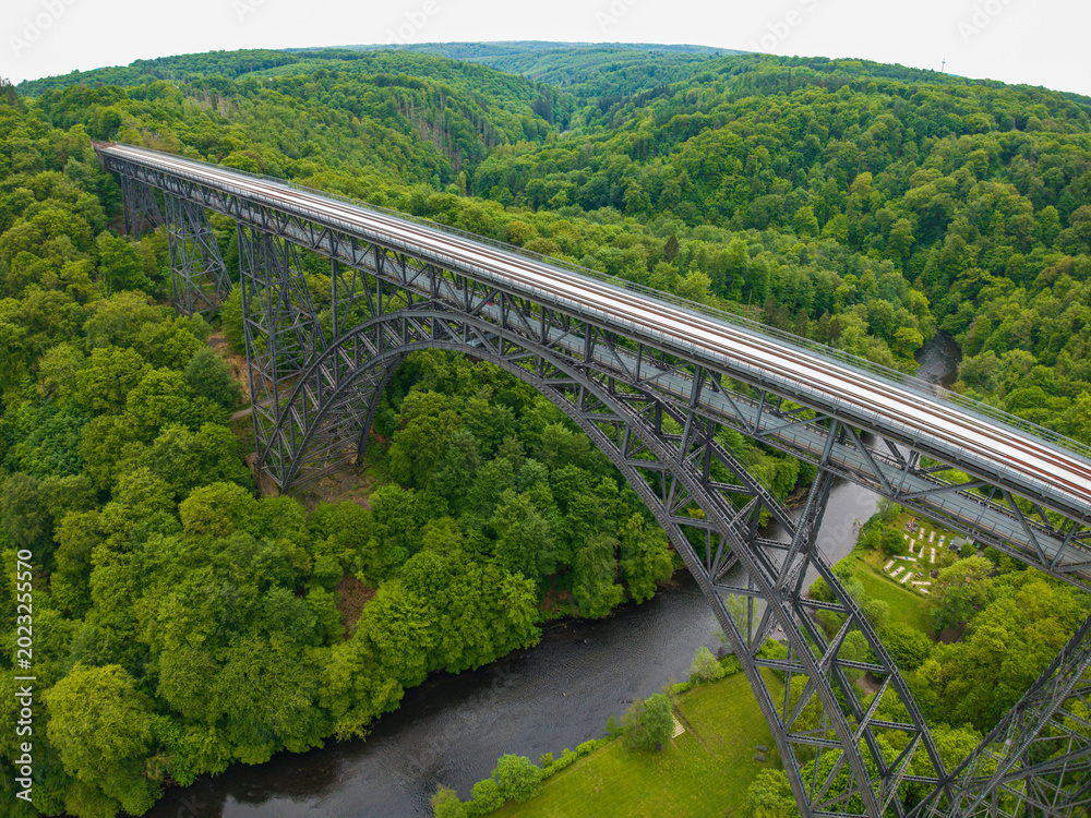 Fototapeta premium This bridge which connect Solingen and Burscheid which is the highest train bridge in Germany
