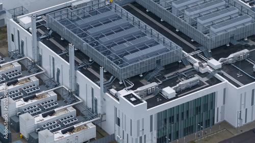 Bild auf Leinwand Data center rooftop showing cooling and hvac infrastructure
