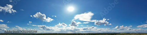 Foto High Angle Panoramic View of British Countryside and Landscape of Bedfordshire England on 15th May, 2026