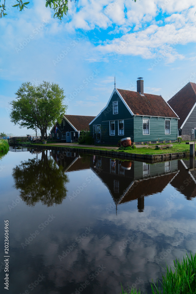 Obraz premium rural dutch country scenery with traditional windmills, Netherlands