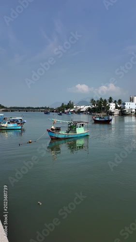 3 Fishing Boats on quang Truong River