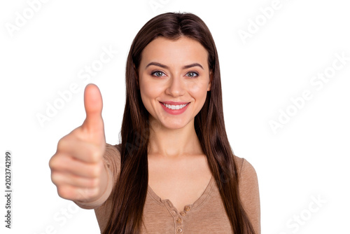 Fotografía Close up photo beautiful attractive she her lady pretty appearance raised thumb