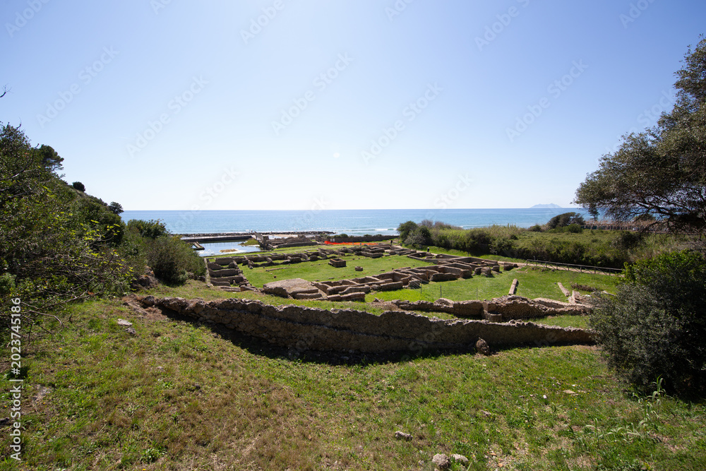 Fototapeta premium Villa Adriana overlooking the sea in Sperlonga at sunset