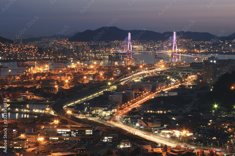 Fototapeta premium 부산항대교,감만부두,부산항,남구,부산