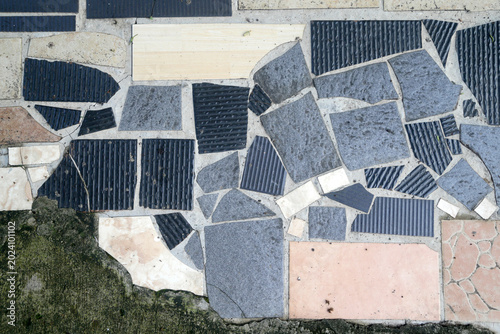 Floor made from ceramic shards