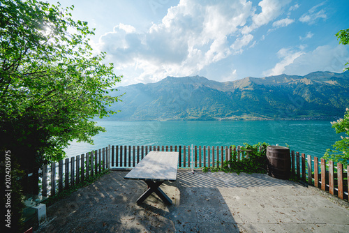 スイスのブリエンツ湖のイゼルトヴァルトの風景