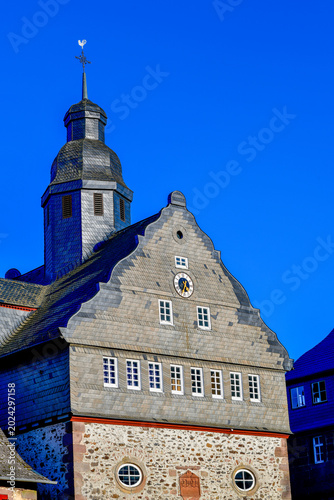 Frontansicht der barocken Schlosskirche von Schloss Eisenbach bei Lauterbach, Hessen 