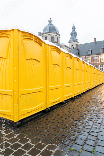 outside toilet along the street