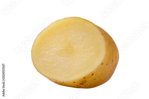 Foto Isolated half a fresh raw potato showing its healthy interior texture, ready for