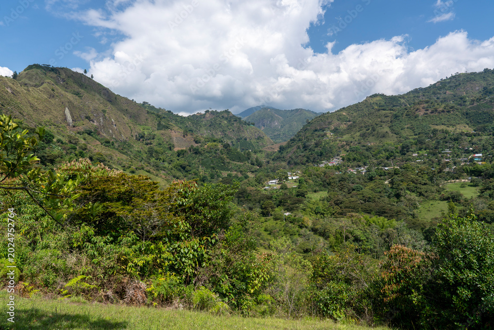 Naklejka premium Colombia, lanscape around San Augustin.