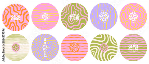Tableau sur toile Deformed uneven organic lines wavy stripes vector funky groovy round circle backgrounds set