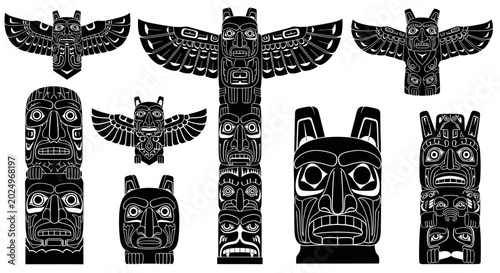 Bild auf Leinwand Indigenous Totem Poles Collection: Tribal Art, Native American Symbols