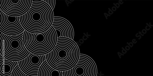 Photos Black and white scallop print
