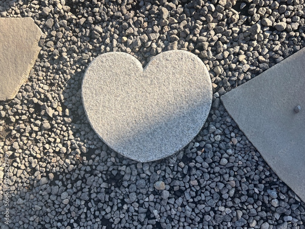 Obraz premium heart on stone
