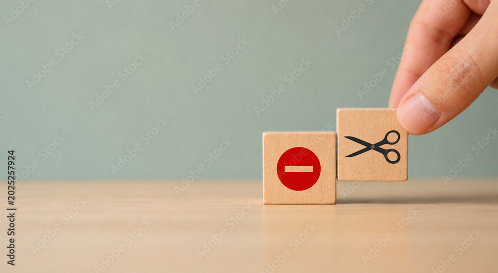 Fotografie Cutting losses concept