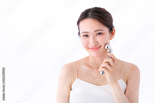 若い女性のビューティーイメージ