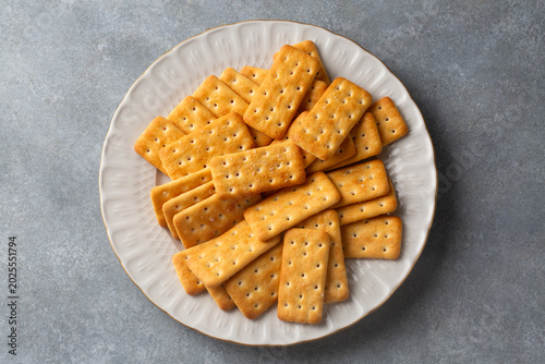 Crispy Golden Salted Cracke...