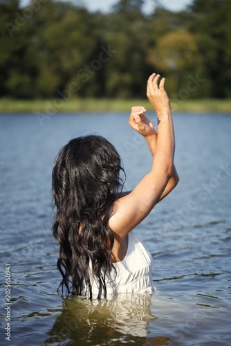 Mysterious Woman in a Foggy Lake
Dreamy Female Figure Swimming in Nature
Artistic Portrait of Woman in Cold Water