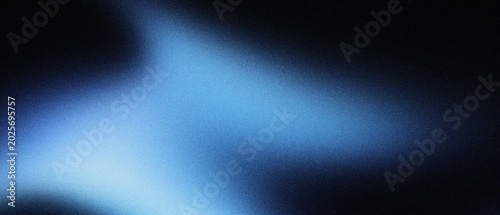 Fotografía Abstract blue light leak on black background, ethereal glowing smoke texture with soft cinematic blur, mysterious neon blue haze for creative overlays, dark atmospheric light effect wallpaper