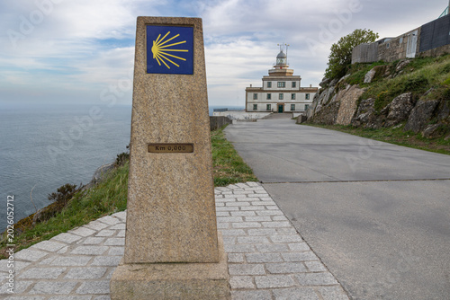 Canvastavla Finisterre camino de santiago kilometer zero landmark