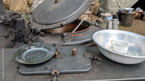 Cuadro en lienzo istoric military field kitchen with catering equipment and tableware
