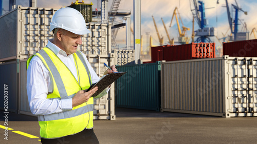 Port logistics, Container t...