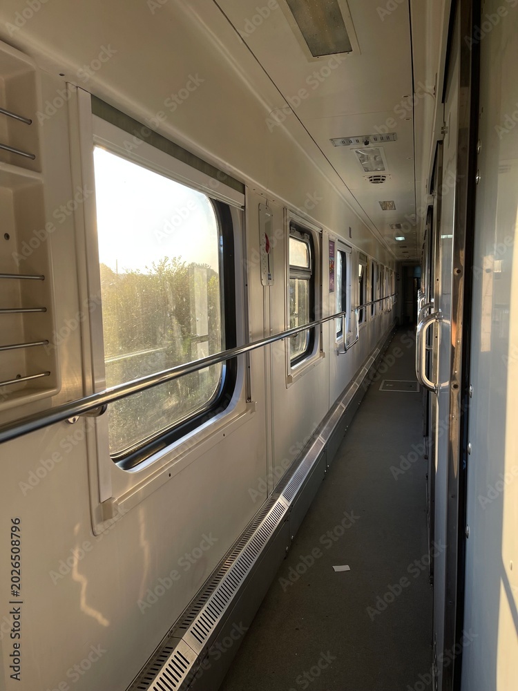 Obraz premium train in the subway