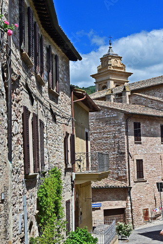 Spello, case, palazzi, vicoli e scorci del centro storico, Umbria, Italia