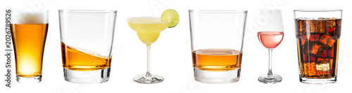 фотографія PNG Variety of alcoholic beverages on transparent background