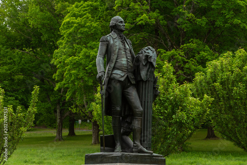 Stone monument honoring George Washington at Valley Forge National Historical Park in Pennsylvania, USA.