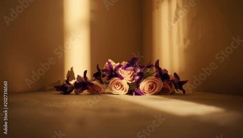 Charming violet and rose bo...