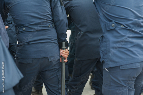 Canvas-taulu Riot police control the crowd refresher training in accordance with the public assembly control Act