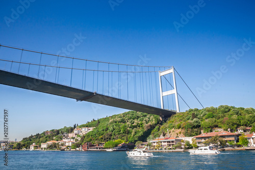 Bild auf Leinwand Bosphorus Bridge; also called 15 july martyrs bridge or 15 temmuz sehitler koprusu, seen from below