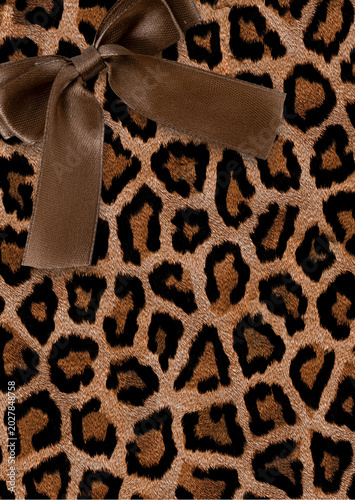 Tableau sur toile Brown and Beige Elegant Coquette Cheetah Print Birthday Invitation