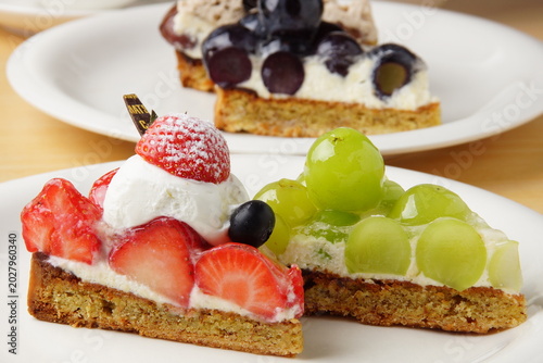 Obraz na płótnie 苺タルトケーキ　マスカットケーキ